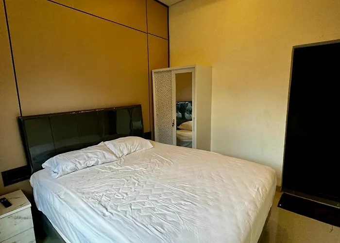Tri Maha Legian (Bali)